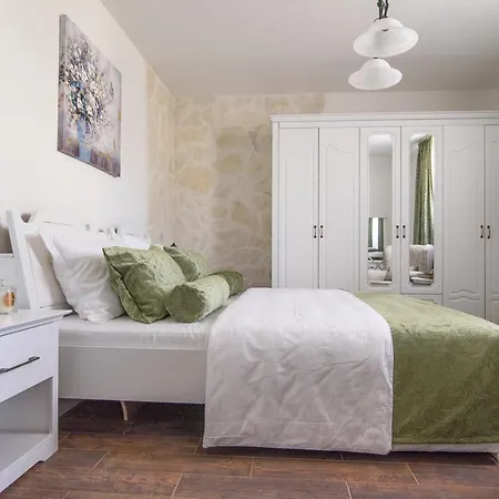 D'oro 게스트하우스 트로기르