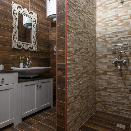 D'oro Τρογκίρ