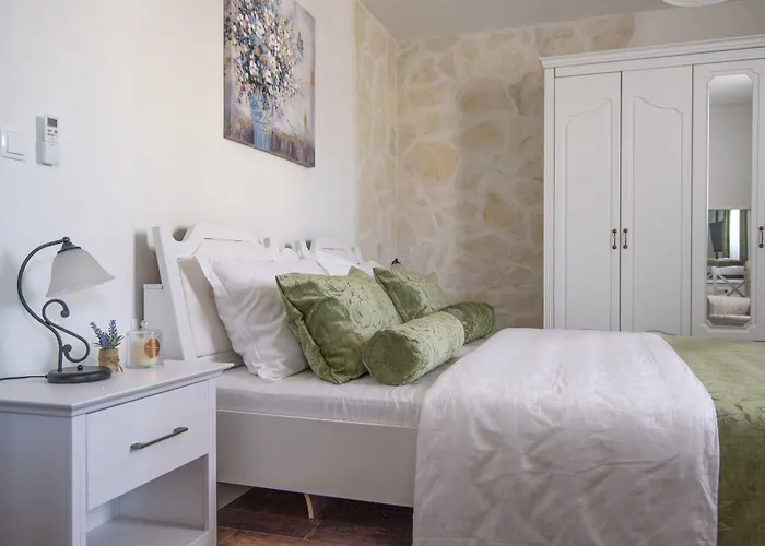 D'oro Πανσιόν