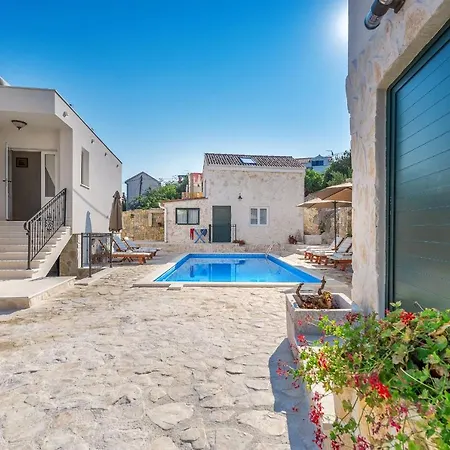 Gostinjska kuća D'oro Trogir