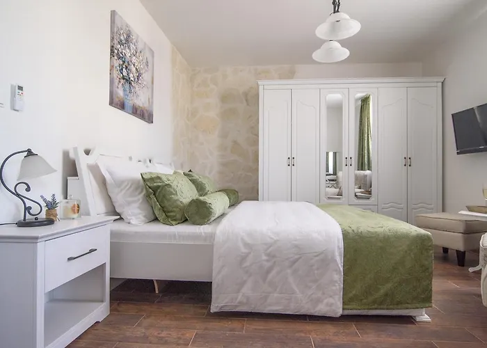 D'oro 招待所 特罗吉尔