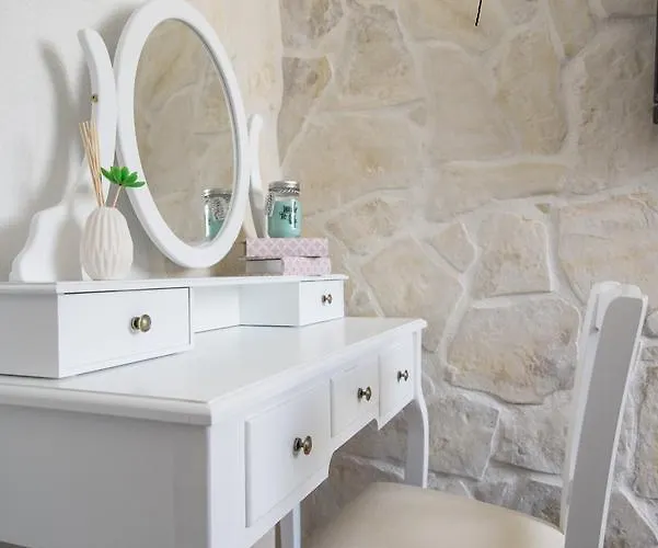 D'oro 4* 特罗吉尔