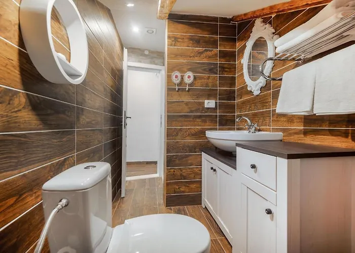 D'oro 招待所 特罗吉尔